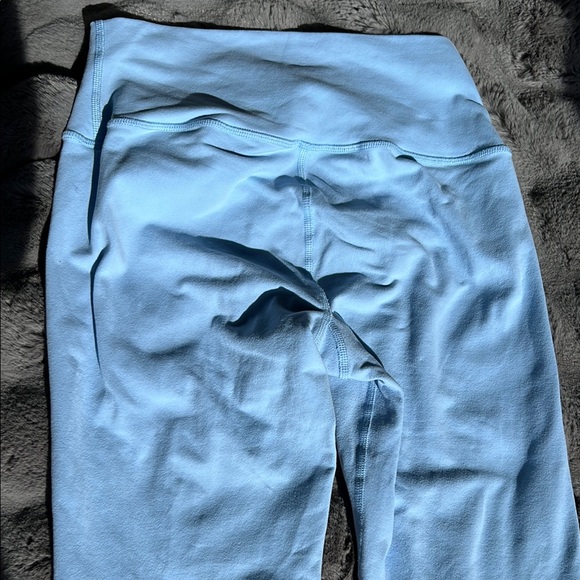 ALO Yoga Baby Blue Leggings - Picture 6 of 8